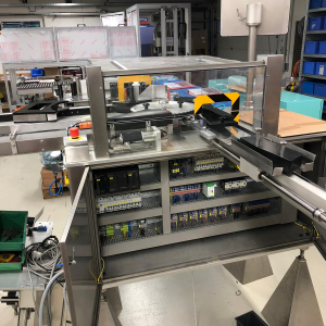 Bausch + Ströbel ESA1001 self-adhesive labeller for ampoules, vials, etc. Modernised and Upgraded 2019