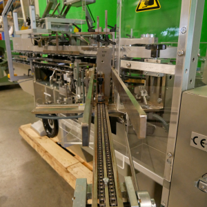 CAM AV vertical cartoner, 70 cartons/min 15