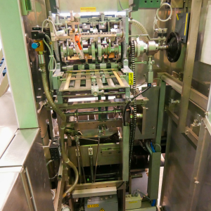 Bosch Car T5 horizontal cartoning machin... 12