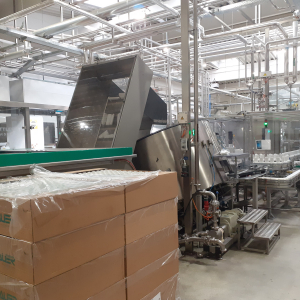 Groninger ZSB2000/DFV10005Q/KVK106 plastic bottle filling & capping line, 150/min