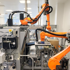 Uhlmann BEC300 blister packaging line wi... 9