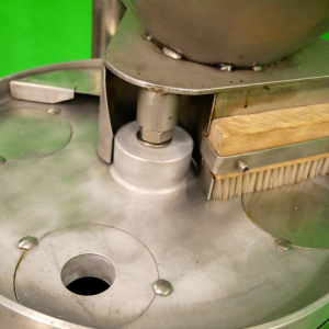 Doboy DV semi-automatic volumetric powde... 8